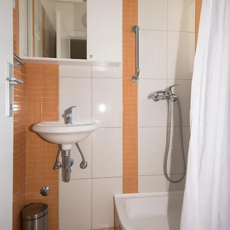 Goga Apartment *