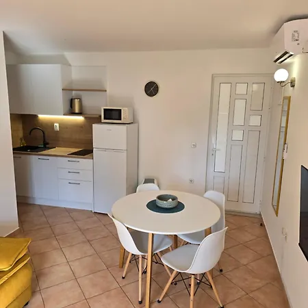 Apartment Goga *